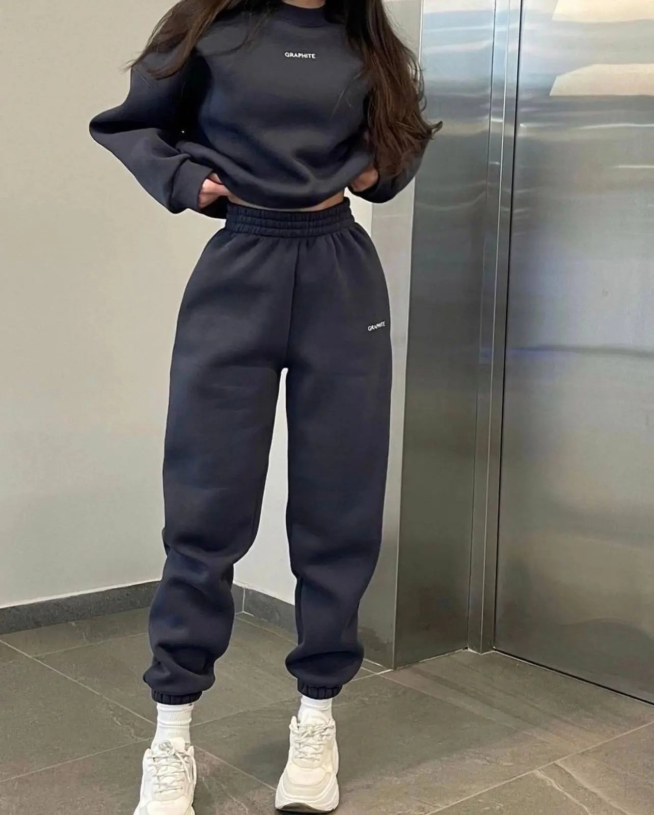 Fashion Women's Clothing 2025 Spring and Autumn Casual Solid Color Round Neck Sweater Suit Two-piece Suit