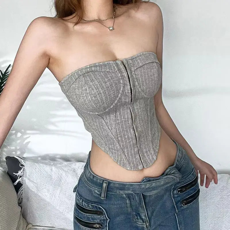 European and American fashion sexy design slim - fitting women with chest dark hollow lace top coat Goth Harajuku trend vest