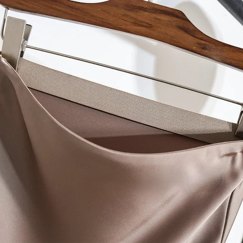 Female Skirt Elegant Temperament Ladies Solid Colour Long Skirt Suitable for Holiday Party Comfortable Knitted Milk Silk Fabrics