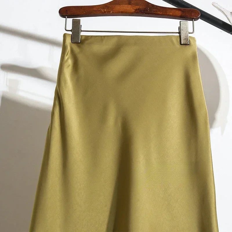 Female Skirt Elegant Temperament Ladies Solid Colour Long Skirt Suitable for Holiday Party Comfortable Knitted Milk Silk Fabrics