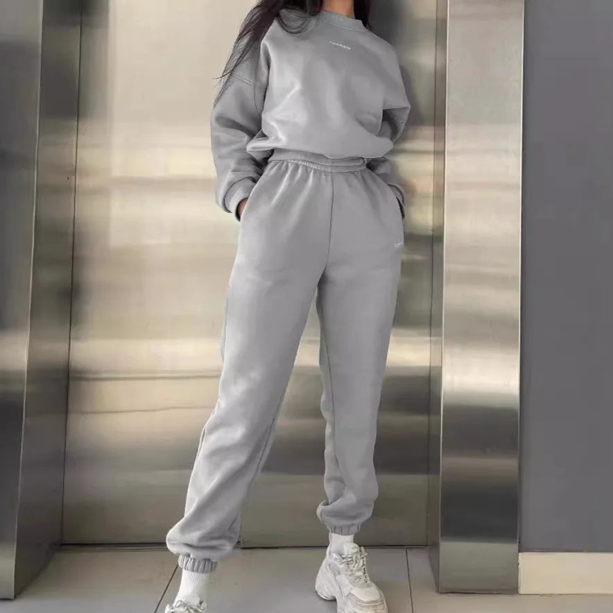 Fashion Women's Clothing 2025 Spring and Autumn Casual Solid Color Round Neck Sweater Suit Two-piece Suit