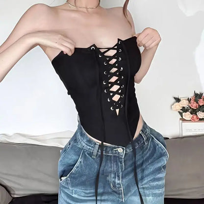 European and American fashion sexy design slim - fitting women with chest dark hollow lace top coat Goth Harajuku trend vest