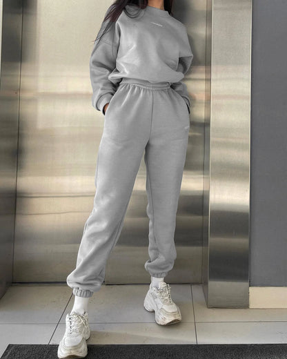 Fashion Women's Clothing 2025 Spring and Autumn Casual Solid Color Round Neck Sweater Suit Two-piece Suit