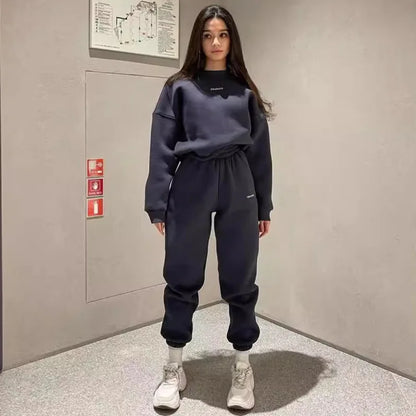 Fashion Women's Clothing 2025 Spring and Autumn Casual Solid Color Round Neck Sweater Suit Two-piece Suit