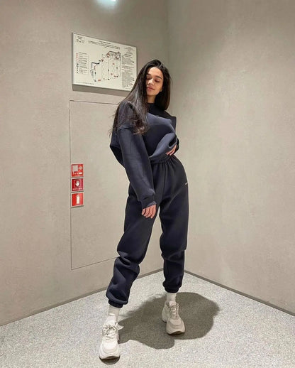 Fashion Women's Clothing 2025 Spring and Autumn Casual Solid Color Round Neck Sweater Suit Two-piece Suit