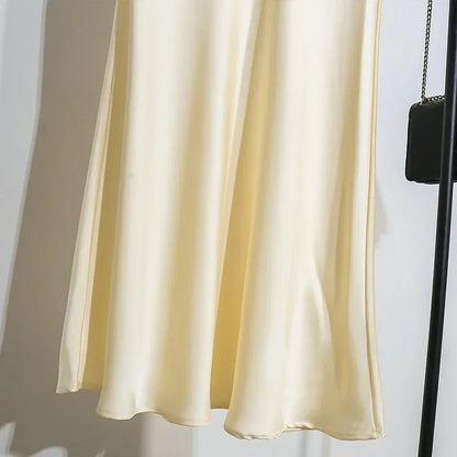 Female Skirt Elegant Temperament Ladies Solid Colour Long Skirt Suitable for Holiday Party Comfortable Knitted Milk Silk Fabrics