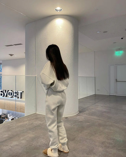 Fashion Women's Clothing 2025 Spring and Autumn Casual Solid Color Round Neck Sweater Suit Two-piece Suit