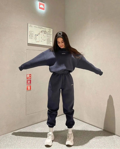 Fashion Women's Clothing 2025 Spring and Autumn Casual Solid Color Round Neck Sweater Suit Two-piece Suit