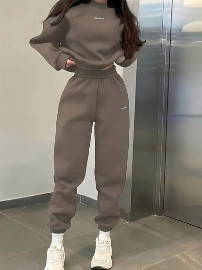 Fashion Women's Clothing 2025 Spring and Autumn Casual Solid Color Round Neck Sweater Suit Two-piece Suit