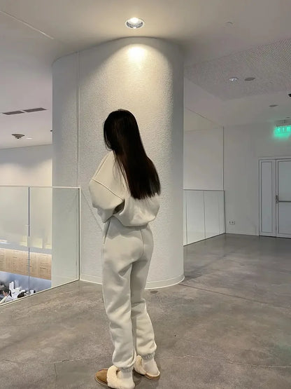 Fashion Women's Clothing 2025 Spring and Autumn Casual Solid Color Round Neck Sweater Suit Two-piece Suit